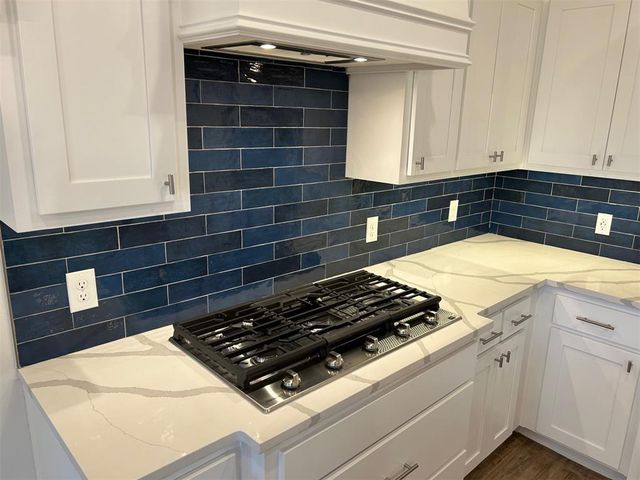 2525 NW 196th Street, Edmond, OK 73012