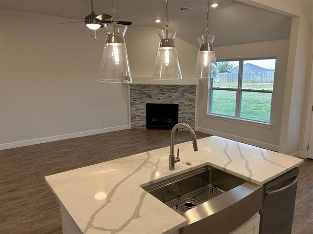 2525 NW 196th Street, Edmond, OK 73012