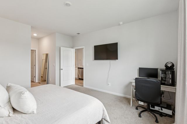 2053 Mackinac Bend, Gallatin, TN 37066