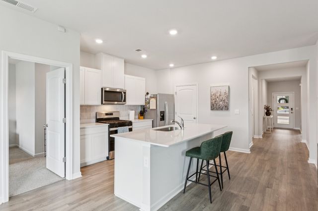 2053 Mackinac Bend, Gallatin, TN 37066