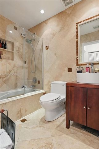 5874 SW 97th Ter, Cooper City, FL 33328