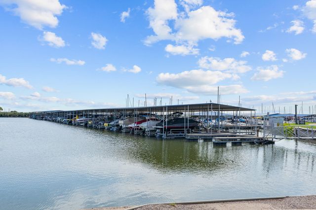 5726 Marvin Loving Drive 224, Garland, TX 75043