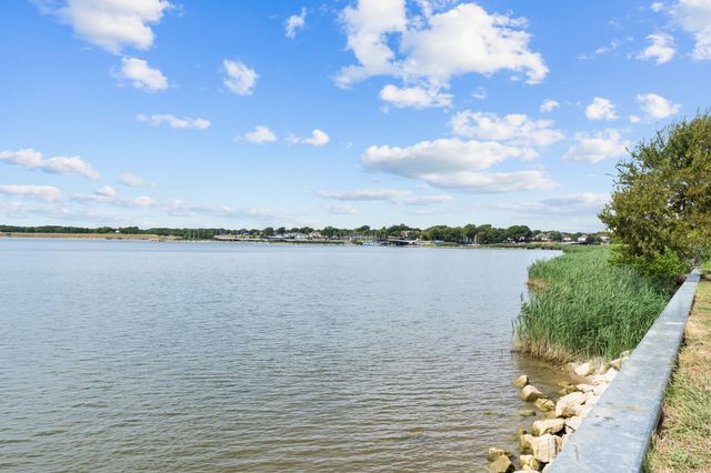 5726 Marvin Loving Drive 224, Garland, TX 75043