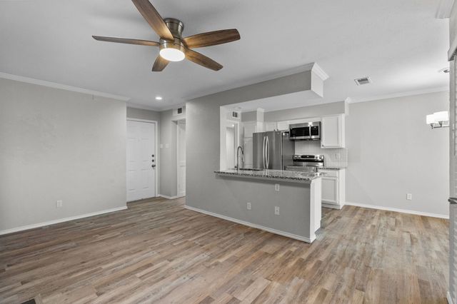 5726 Marvin Loving Drive 224, Garland, TX 75043