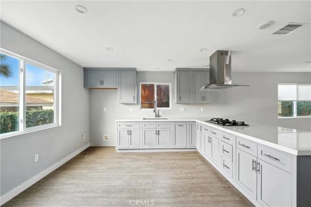 833 N Humphreys, Los Angeles, CA 90022