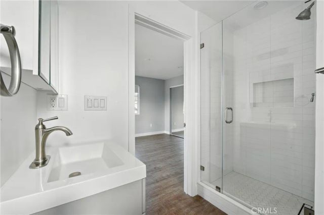 833 N Humphreys, Los Angeles, CA 90022