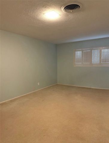1118 Lincoln, Alice, TX 78332