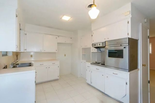 1118 Lincoln, Alice, TX 78332
