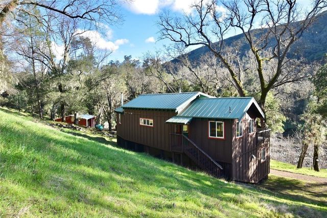 76450 Deer Pass Road, Bradley, CA 93426