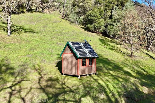 76450 Deer Pass Road, Bradley, CA 93426