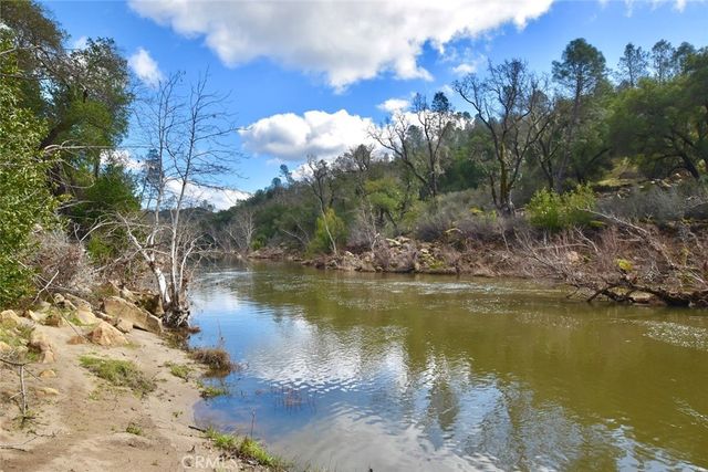 76450 Deer Pass Road, Bradley, CA 93426