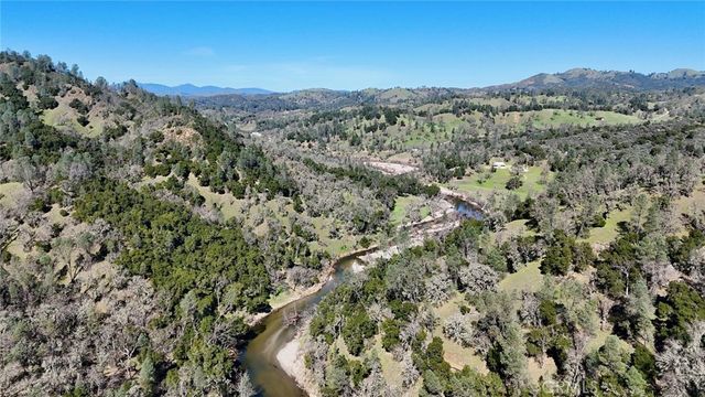 76450 Deer Pass Road, Bradley, CA 93426