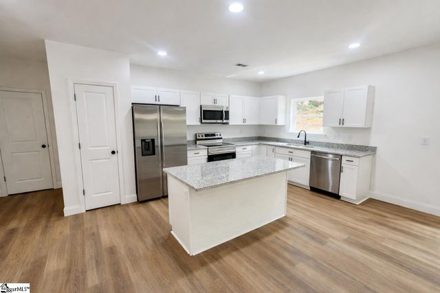 180 Anita Drive, Spartanburg, SC 29302