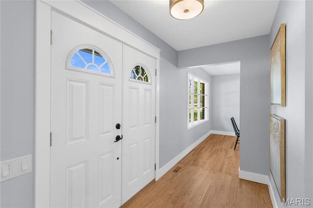940 Fernview Drive, Creve Coeur, MO 63141