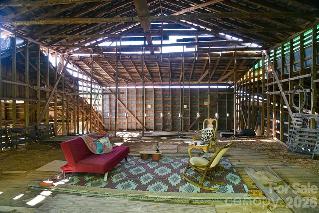 16 Rocking Chair Lane, Leicester, NC 28748