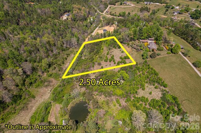 16 Rocking Chair Lane, Leicester, NC 28748