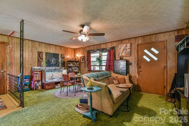 16 Rocking Chair Lane, Leicester, NC 28748