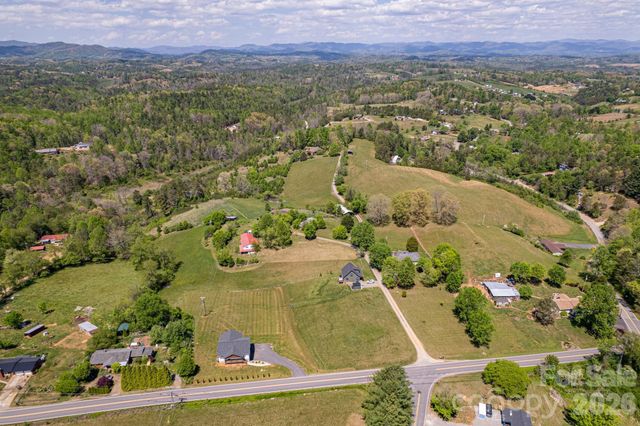 16 Rocking Chair Lane, Leicester, NC 28748