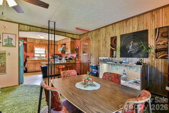 16 Rocking Chair Lane, Leicester, NC 28748