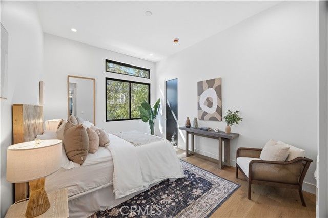 2005 Mathews A, Redondo Beach, CA 90278