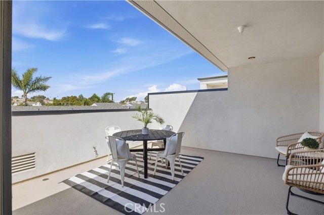 2005 Mathews A, Redondo Beach, CA 90278