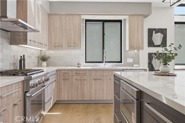 2005 Mathews A, Redondo Beach, CA 90278