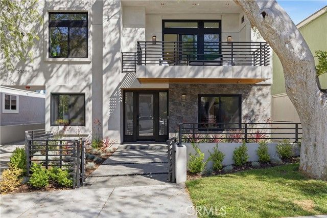 2005 Mathews A, Redondo Beach, CA 90278