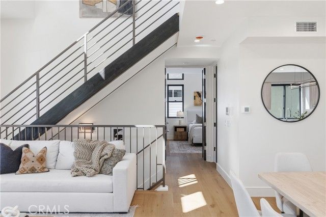 2005 Mathews A, Redondo Beach, CA 90278