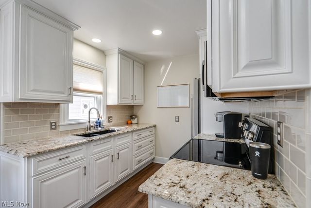 2048 Congo Street, Akron, OH 44305