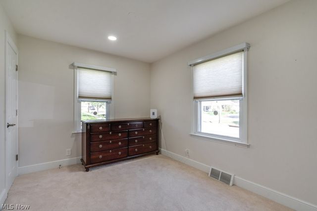 2048 Congo Street, Akron, OH 44305