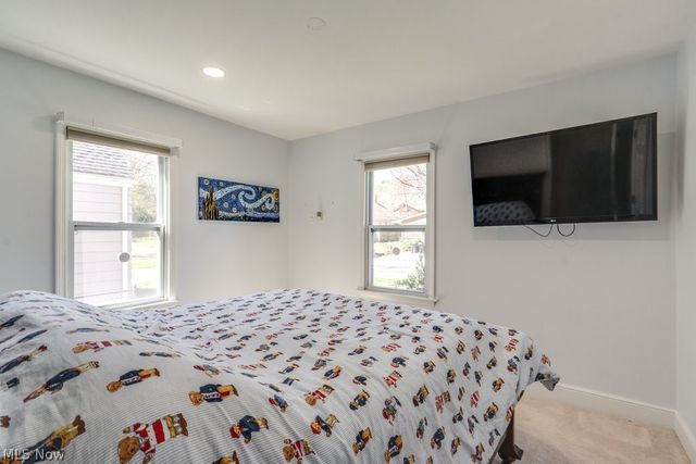 2048 Congo Street, Akron, OH 44305