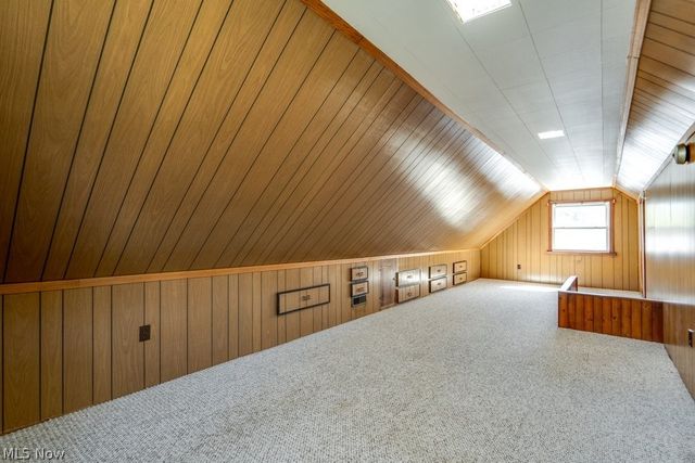 2048 Congo Street, Akron, OH 44305