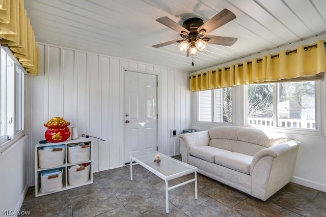 2048 Congo Street, Akron, OH 44305