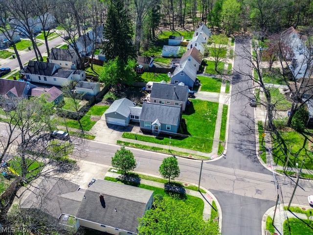 2048 Congo Street, Akron, OH 44305