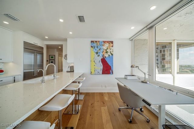 4051 Gulf Shore BLVD N 1406, Naples, FL 34103