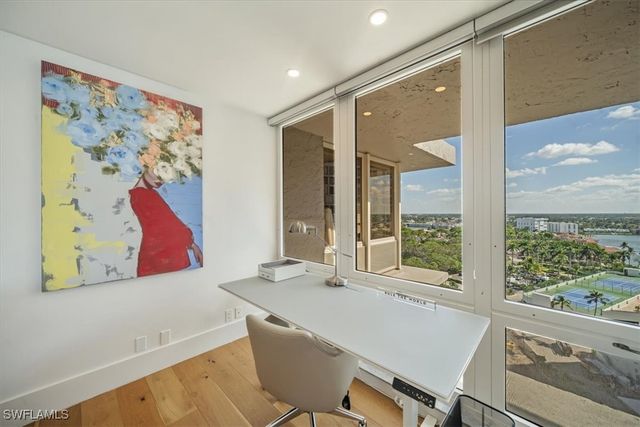 4051 Gulf Shore BLVD N 1406, Naples, FL 34103