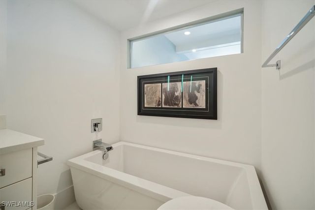 4051 Gulf Shore BLVD N 1406, Naples, FL 34103