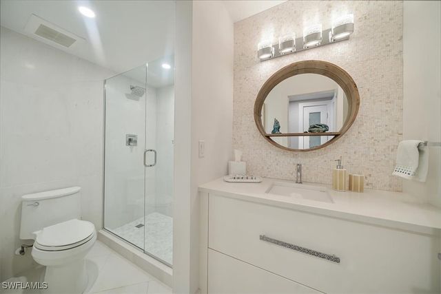 4051 Gulf Shore BLVD N 1406, Naples, FL 34103