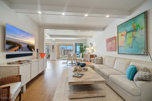 4051 Gulf Shore BLVD N 1406, Naples, FL 34103