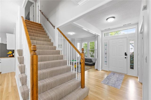 5101 W 158th Street, Overland Park, KS 66224