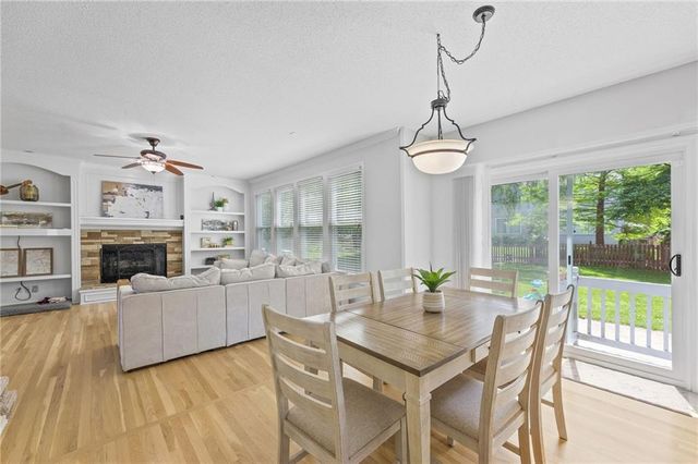 5101 W 158th Street, Overland Park, KS 66224