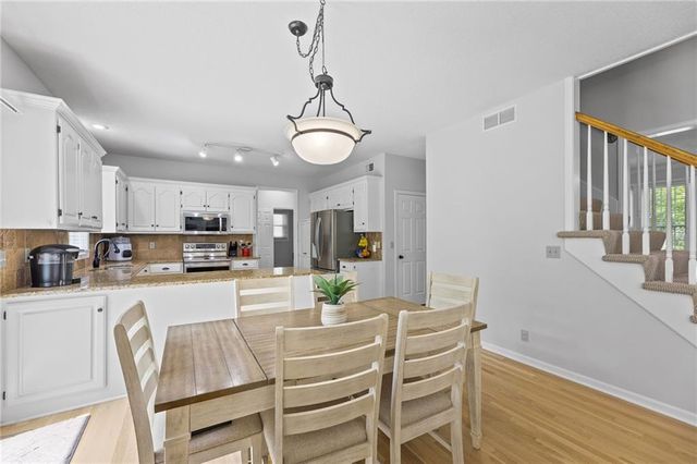 5101 W 158th Street, Overland Park, KS 66224