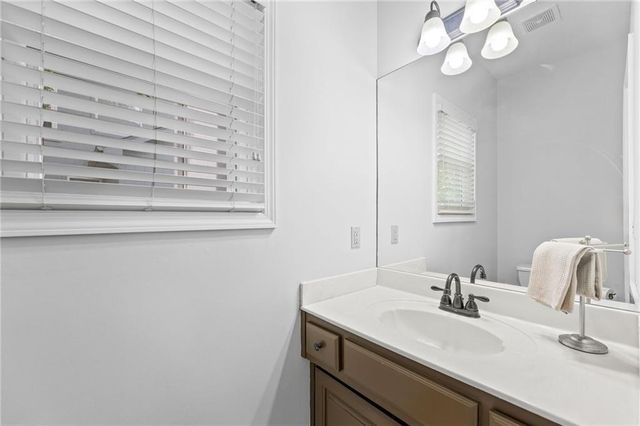 5101 W 158th Street, Overland Park, KS 66224