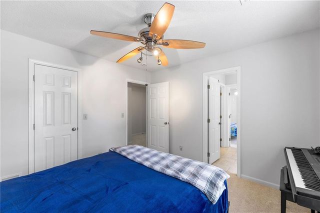 5101 W 158th Street, Overland Park, KS 66224