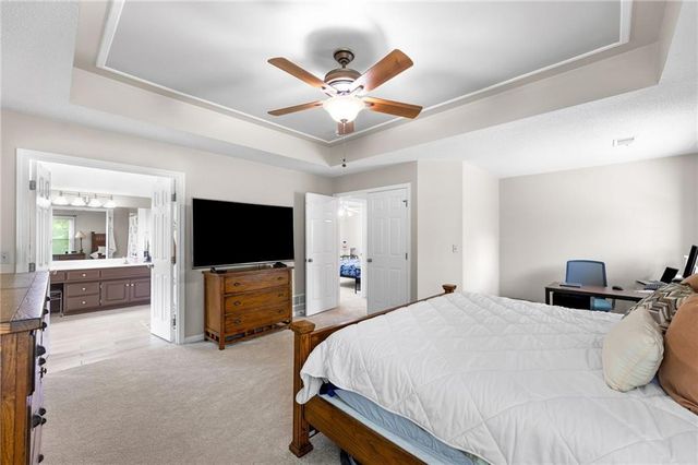 5101 W 158th Street, Overland Park, KS 66224