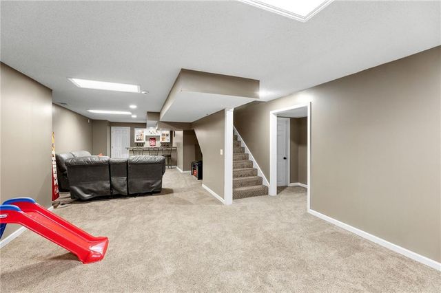 5101 W 158th Street, Overland Park, KS 66224
