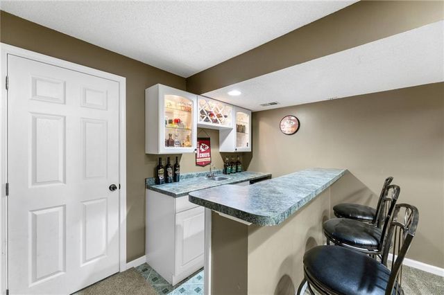 5101 W 158th Street, Overland Park, KS 66224