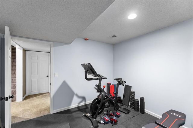 5101 W 158th Street, Overland Park, KS 66224