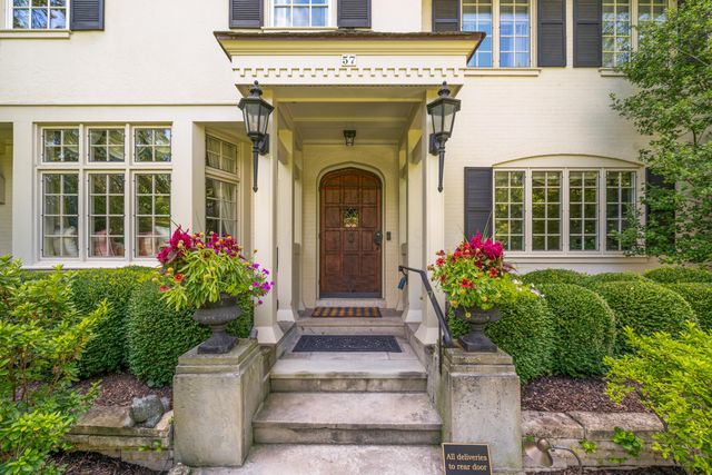 57 Preston Road, Columbus, OH 43209