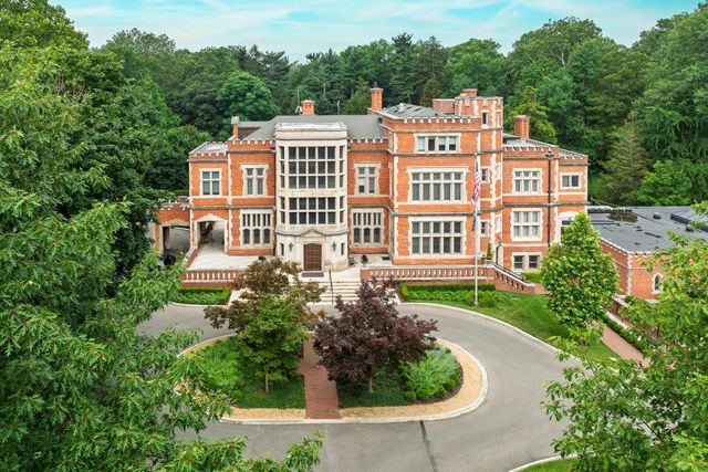 57 Preston Road, Columbus, OH 43209